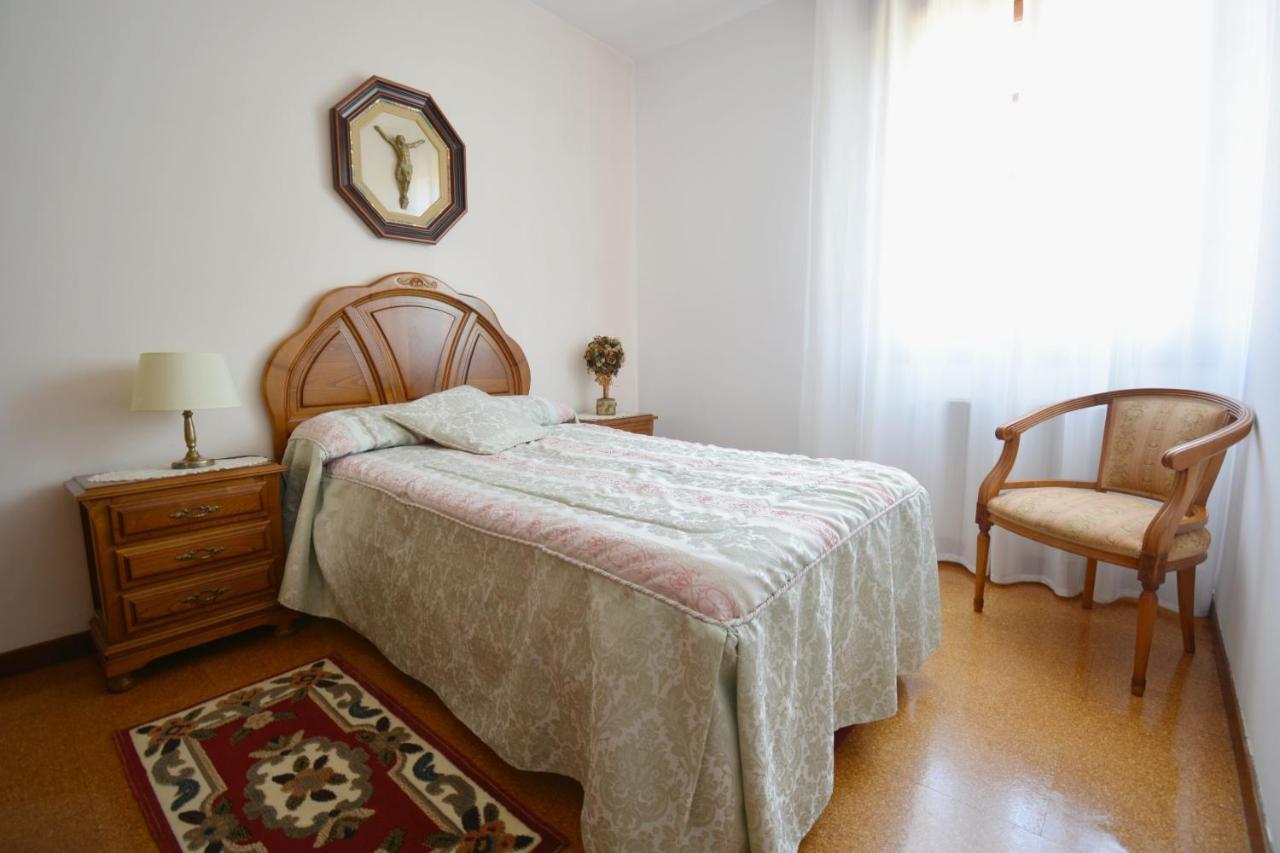 Casa Con Jardin En Vilanova De Arousa Pontevedra Luaran gambar