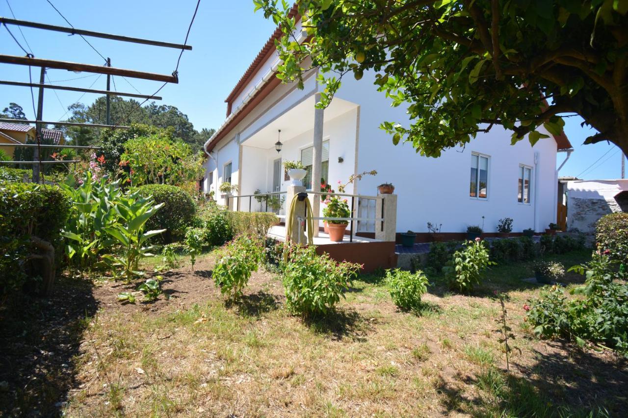 Casa Con Jardin En Vilanova De Arousa Pontevedra Luaran gambar