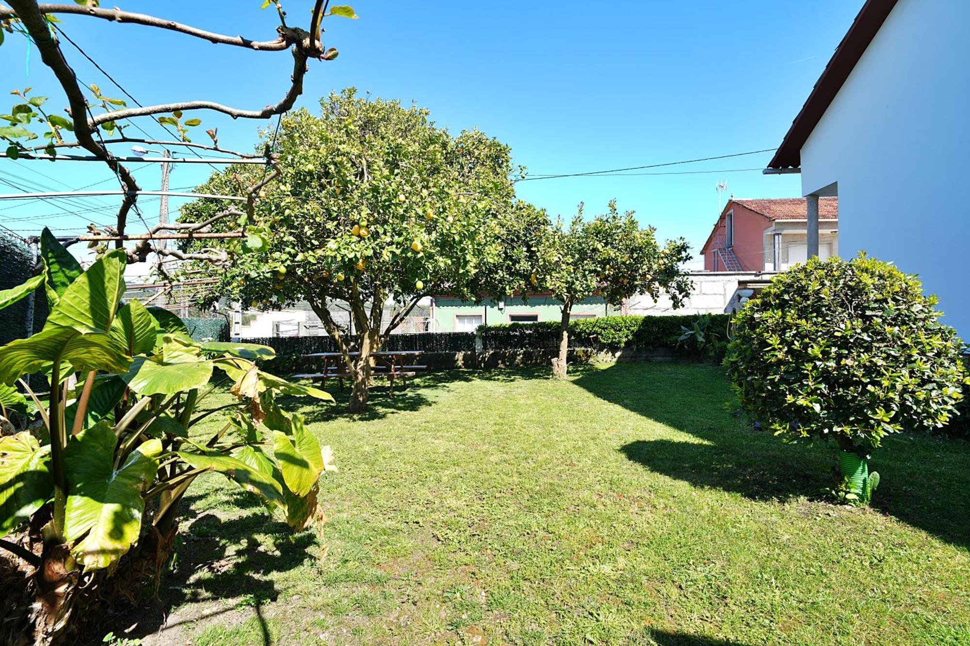 Casa Con Jardin En Vilanova De Arousa Pontevedra Luaran gambar